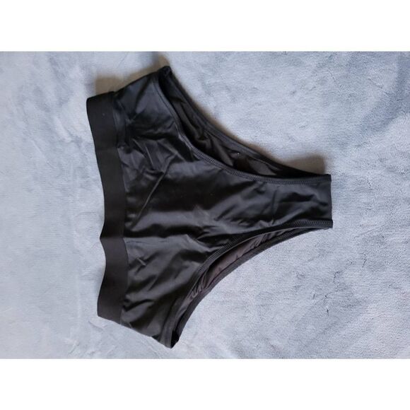 Cupshe swim bottom  - Picture 1 of 4